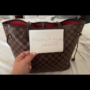 100% Authentic Louis Vuitton Neverfull MM